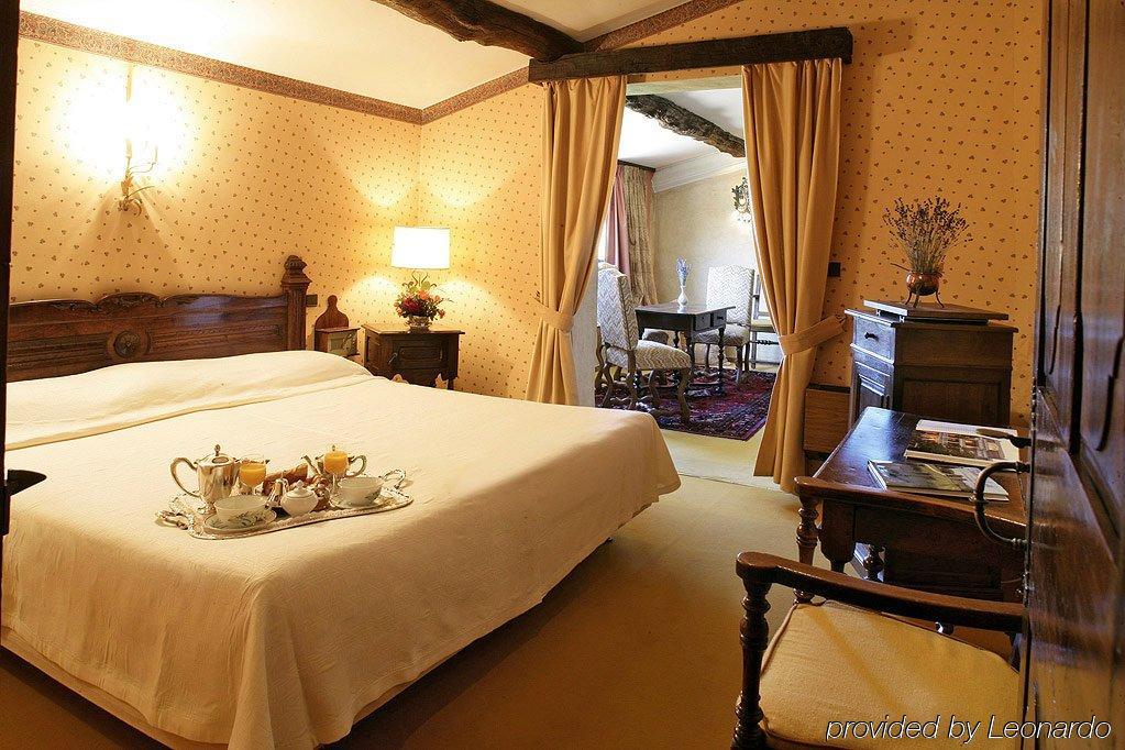 Relais Et Chateaux La Bonne Etape Room photo