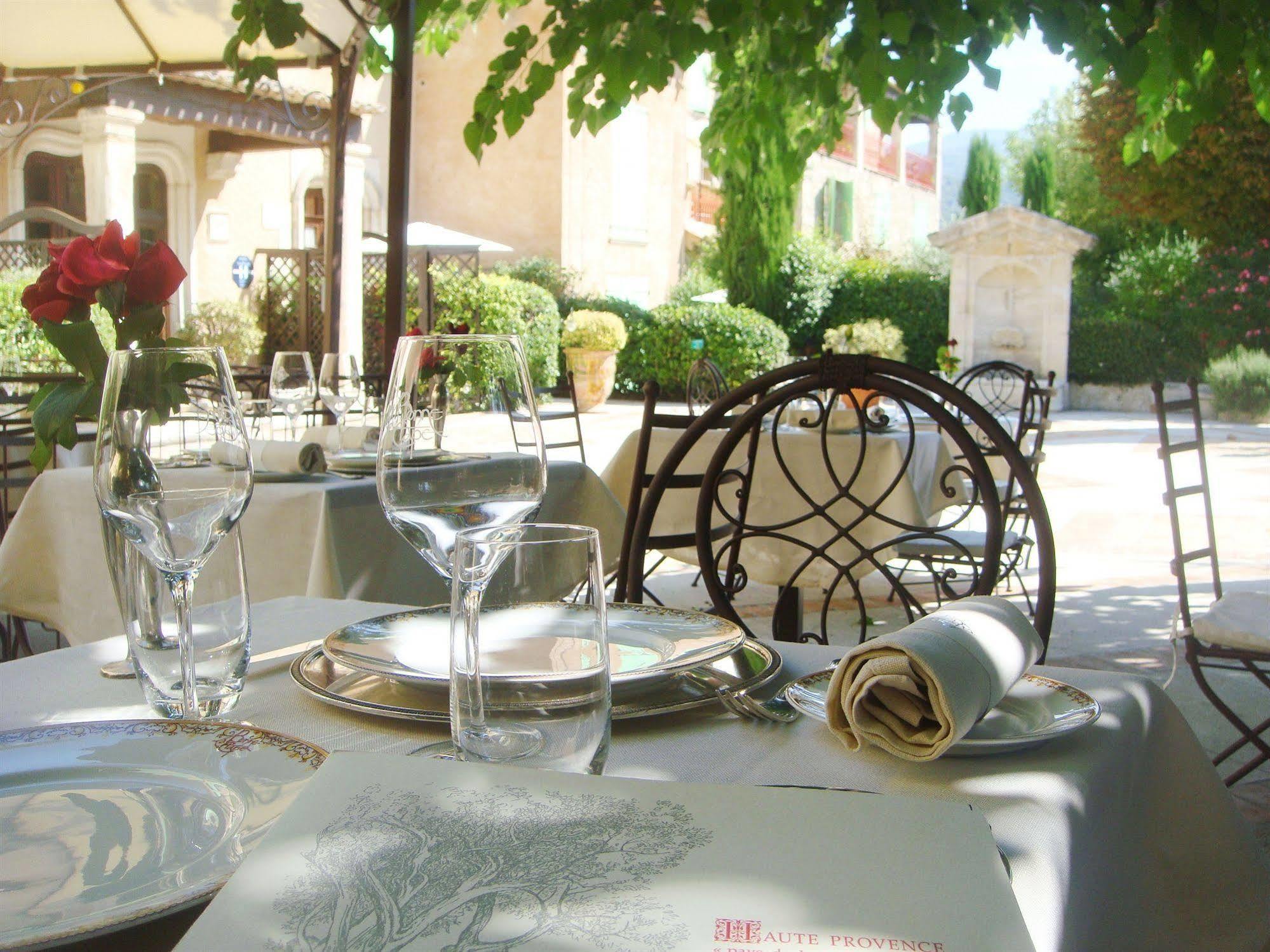 Relais Et Chateaux La Bonne Etape Exterior photo